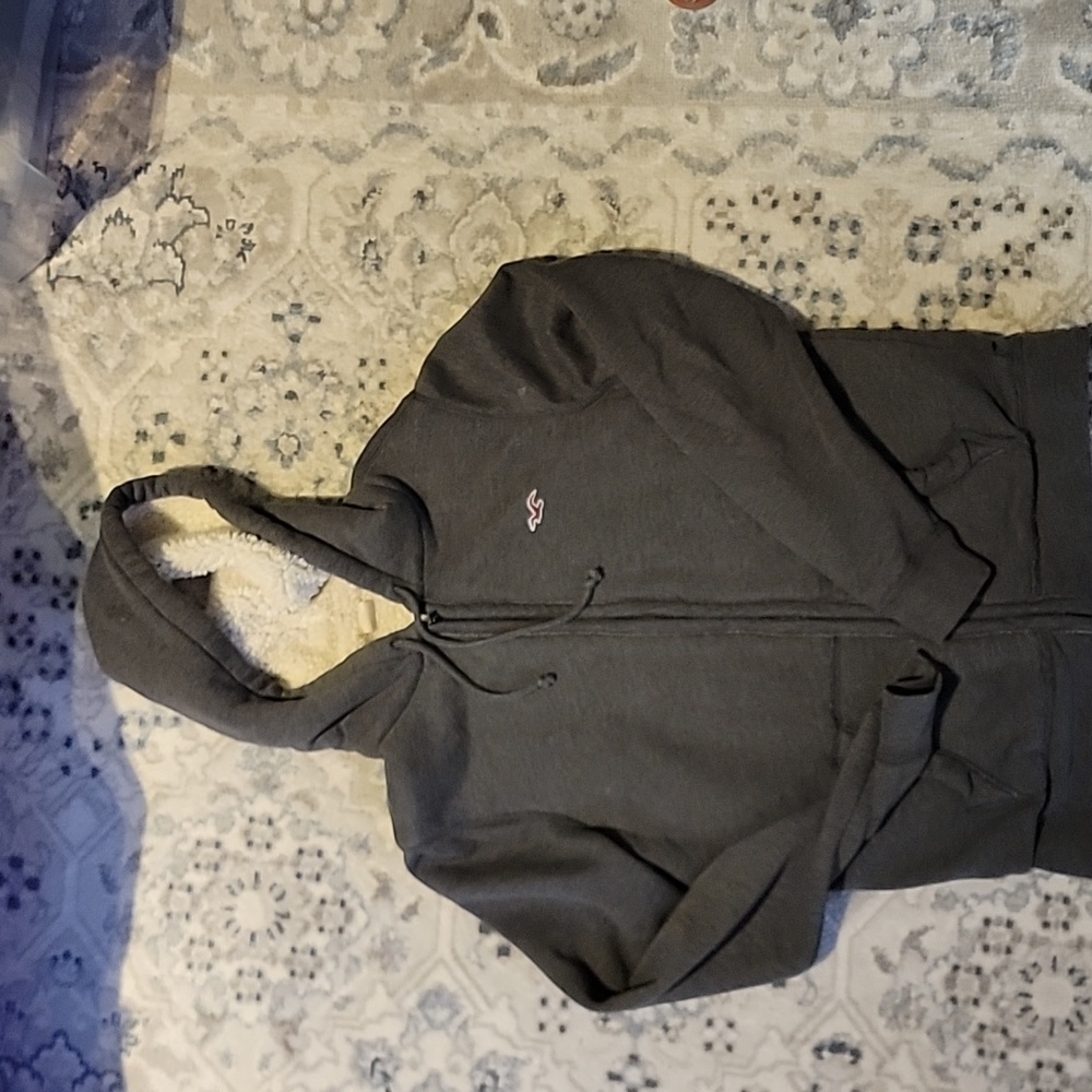 Fleece lined Hollister zip-up hoodie.